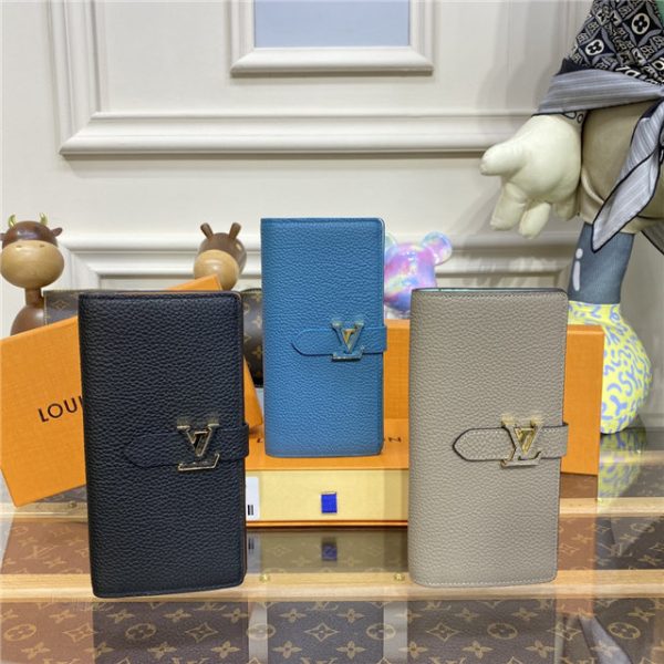Louis Vuitton Vertical Wallet Pebble - Image 11