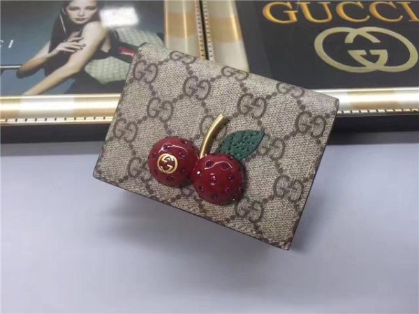 Gucci GG Supreme Card Case With Cherries - Image 2