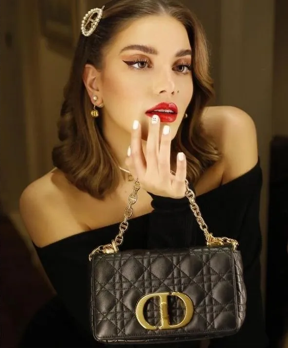 fake Dior, fake Dior bag, fake Dior bags, Dior knock off bag, Dior knock off, Dior replica, Christian Dior replica, Christian Dior replicas