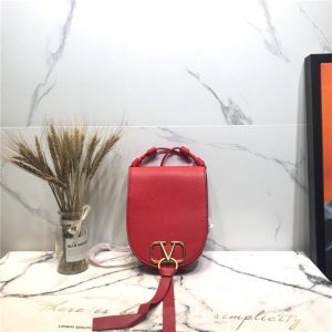 Valentino Medium Vring Crossbody Bag 8860 Red