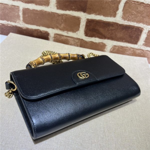 Gucci Diana Small Shoulder Bag 675794 (Varied Colors) - Image 4