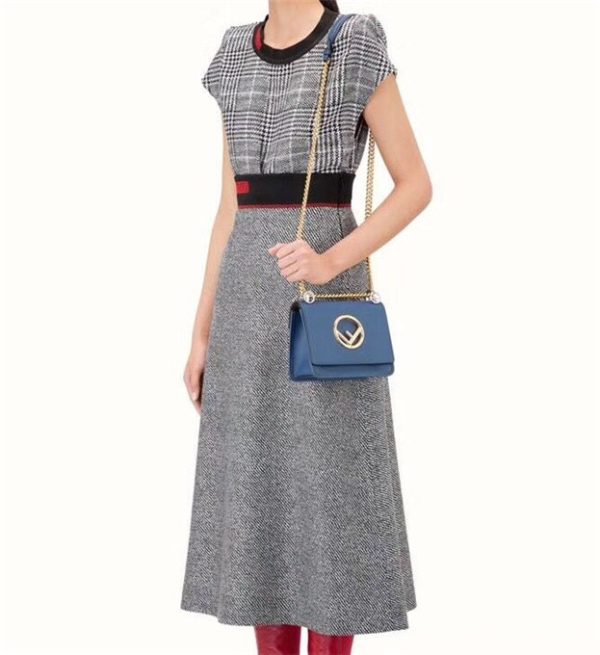 Fendi Kan I small leather bag 55301 (Varied Colors) - Image 19