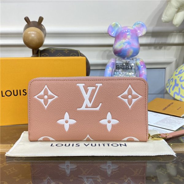Louis Vuitton Zippy Wallet Pink/Cream - Image 4