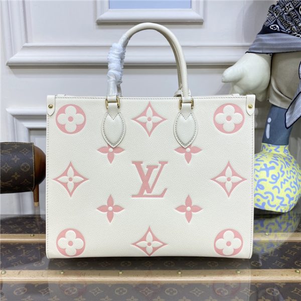Louis Vuitton OnTheGo MM Creme/Rose Trianon - Image 4