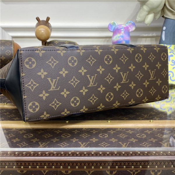 Louis Vuitton Weekend Tote PM - Image 5