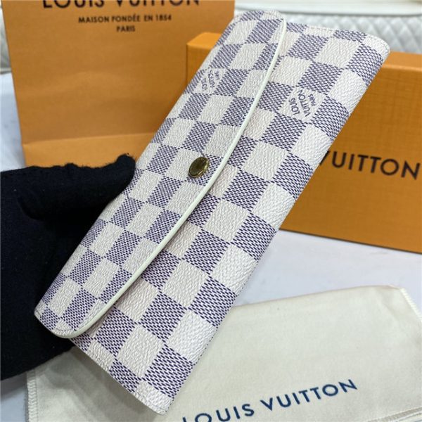 Louis Vuitton Emilie Wallet - Image 5