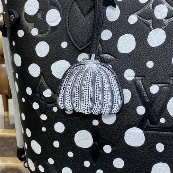 Louis Vuitton X YK Neverfull MM Black - Image 6