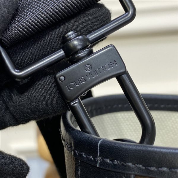 Louis Vuitton Weekend Tote GM - Image 7