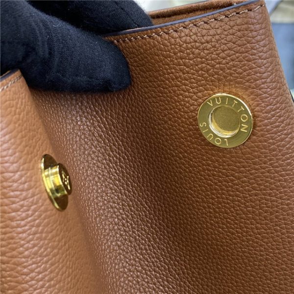 Louis Vuitton Fold Tote MM 2way Shoulder Crossbody Bag - Image 9