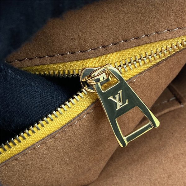 Louis Vuitton Fold Tote MM 2way Shoulder Crossbody Bag - Image 10
