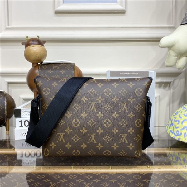 Louis Vuitton Magnetic Messenger Monogram Macassar Canvas - Image 4