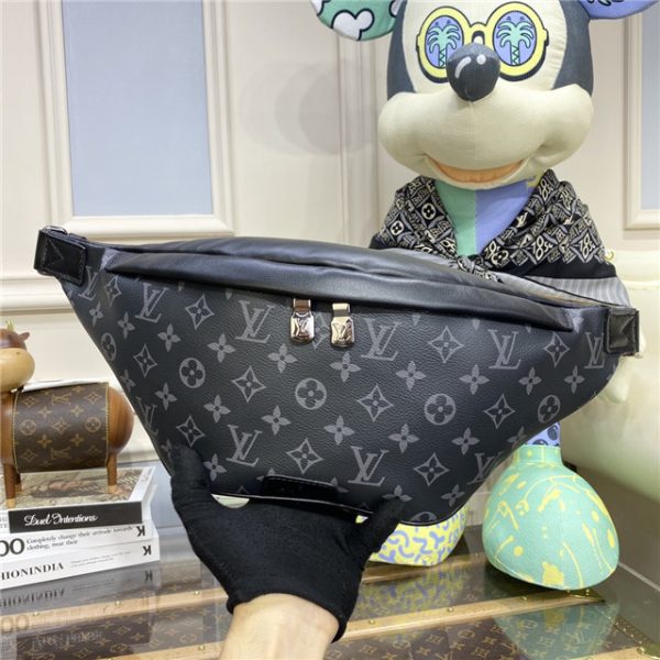 Louis Vuitton Discovery Bumbag PM Monogram Eclipse Canvas - Image 3