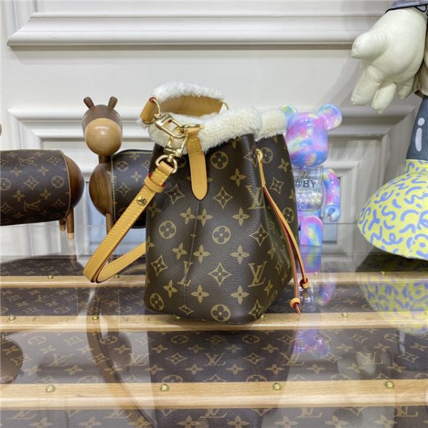 Louis Vuitton NeoNoe BB Monogram Cozygram - Image 3
