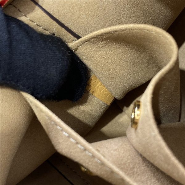 Louis Vuitton NeoNoe BB Monogram Cozygram - Image 10