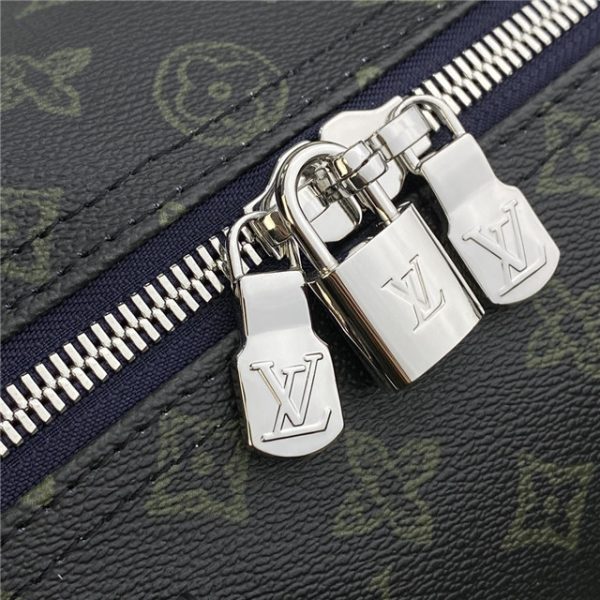 Louis Vuitton Keepall Bandouliere 50 Dark Green - Image 9
