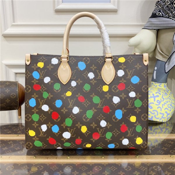 Louis Vuitton LV x YK OnTheGo MM​ Monogram - Image 3