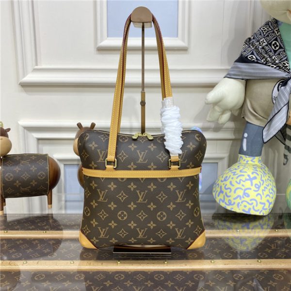 Louis Vuitton Coussin GM Shoulder Bag Monogram - Image 3