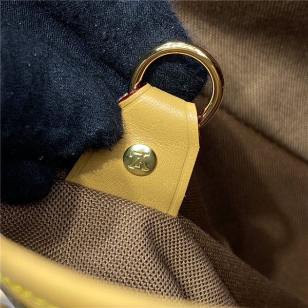 Louis Vuitton Batignolles Vertical PM Monogram - Image 9