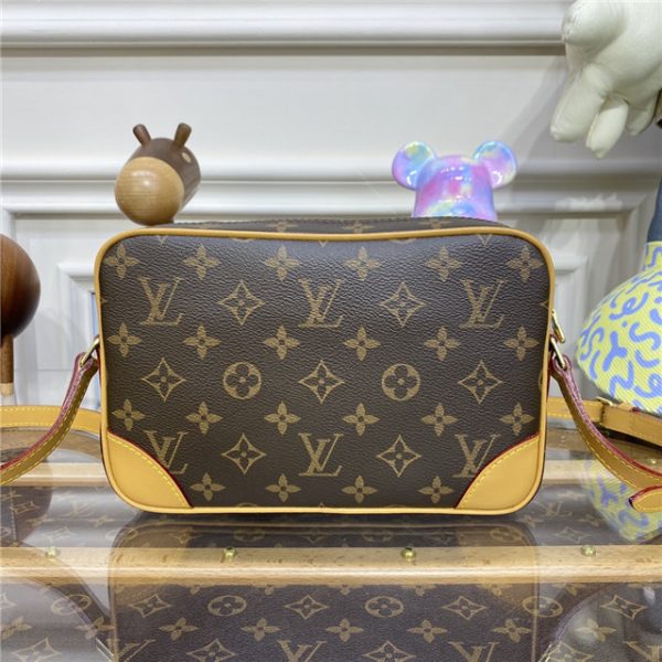 Louis Vuitton Trocadero PM 23 Monogram - Image 4