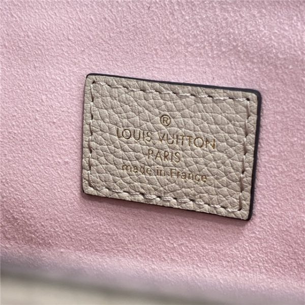 Louis Vuitton Lockme Shopper Greige - Image 11