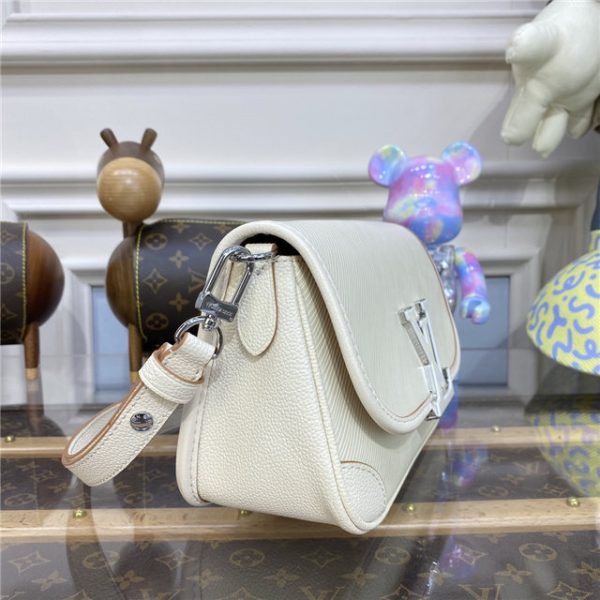 Louis Vuitton Buci Epi Leather Crossbody (White) - Image 3