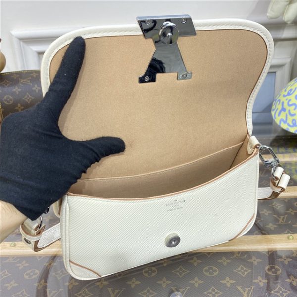 Louis Vuitton Buci Epi Leather Crossbody (White) - Image 10