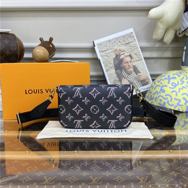 Louis Vuitton Felicie Strap & Go Autres Toiles Monogram Black - Image 4