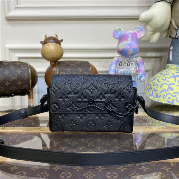Louis Vuitton Steamer Wearable Wallet Taurillon Monogram - Image 2