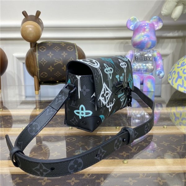 Louis Vuitton Steamer Wearable Wallet Monogram - Image 3