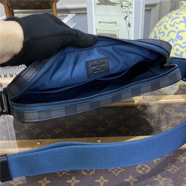 Louis Vuitton Alpha Messenger Damier Graphite Canvas - Image 11