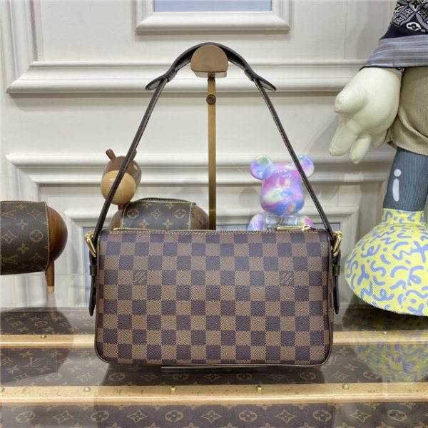 Louis Vuitton Ravello GM Monogram Bag - Image 4